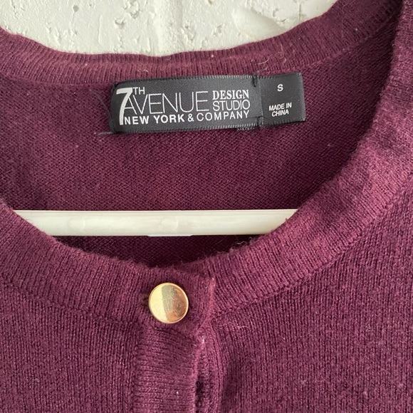 New York & Company Burgundy Cardigan w/Gold Button size small trendy feminine - Picture 2 of 4